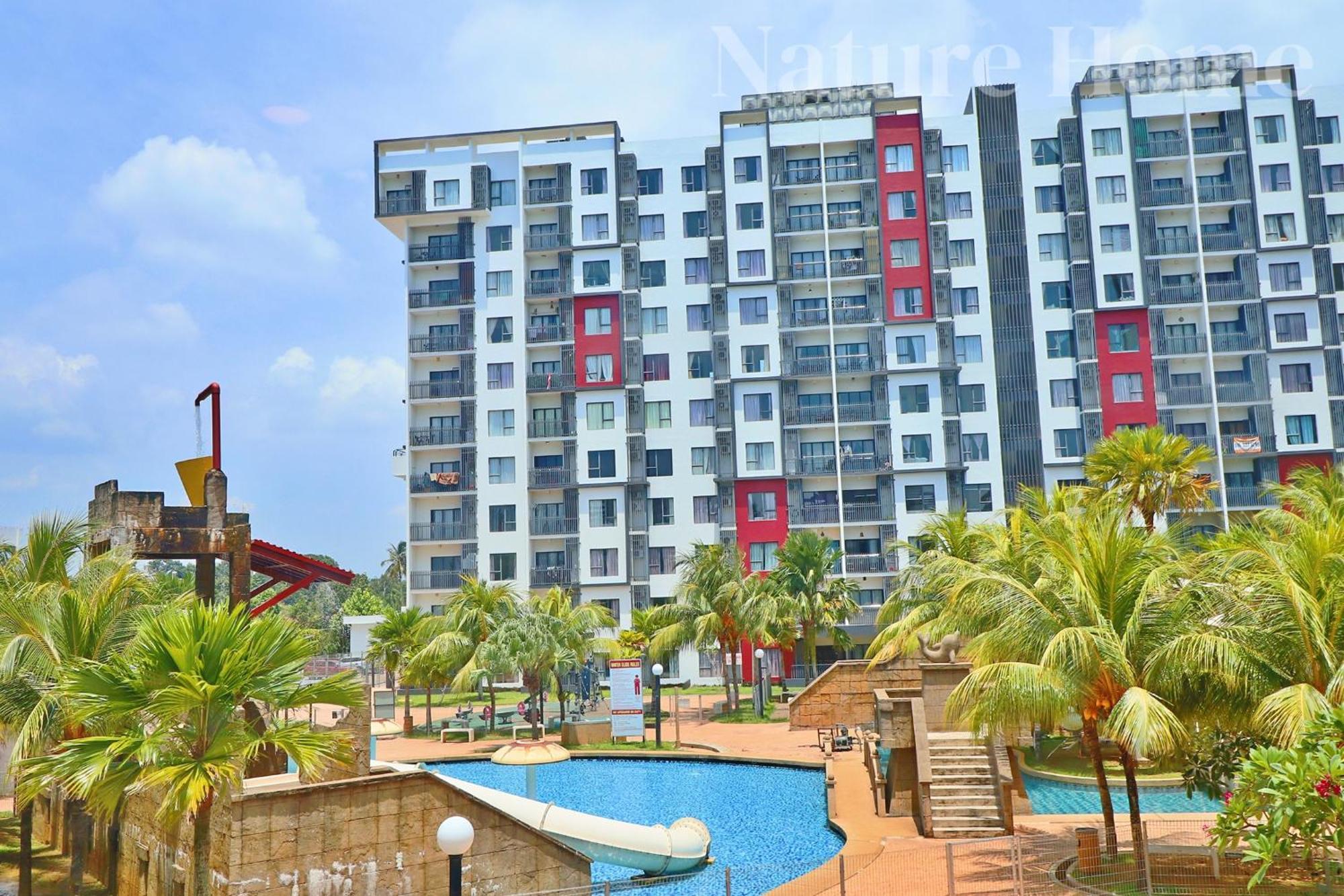 Nature Home 2 - Swiss Garden Resort Residences Beachfront Villa クアンタン エクステリア 写真